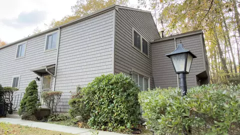 44 Powder Mill Rd #C, Stratford, CT 06614