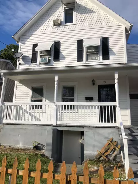 26 Limerick St, Stamford, CT 06902