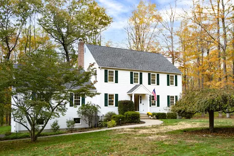48 Bar Gate Trl, Killingworth, CT 06419