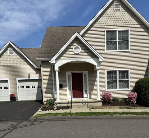 12 Heron View Rd #12, New Fairfield, CT 06812