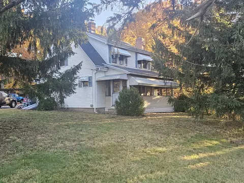 54 W Washington St, Bristol, CT 06010