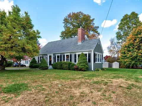 84 Barbour Rd, New Britain, CT 06053