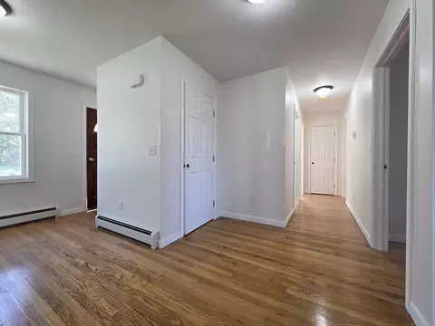 Entry Way - 395 Bailey Hill Rd, Killingly, CT 06239 photo 1 of 4