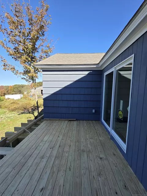 Exterior - 395 Bailey Hill Rd, Killingly, CT 06239 photo 3 of 7