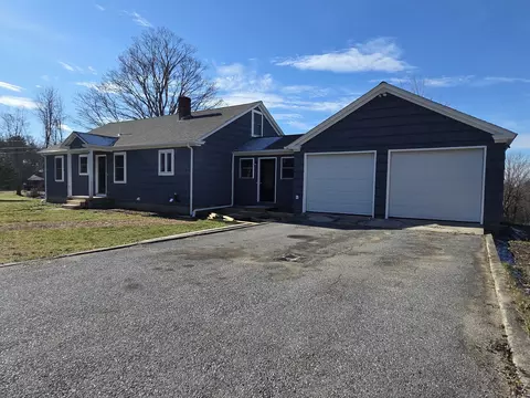 Exterior - 395 Bailey Hill Rd, Killingly, CT 06239 photo 2 of 7