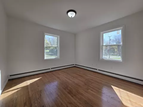 Bedroom - 395 Bailey Hill Rd, Killingly, CT 06239 photo 4 of 5