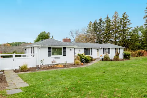 20 Keighley Pond Rd, East Hampton, CT 06424