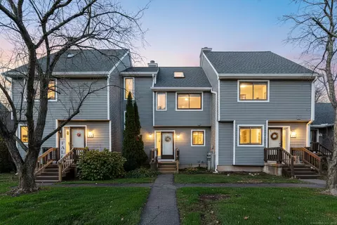 76 Silo Way #76, Bloomfield, CT 06002