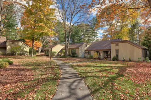 1008 Heritage Vlg #B, Southbury, CT 06488