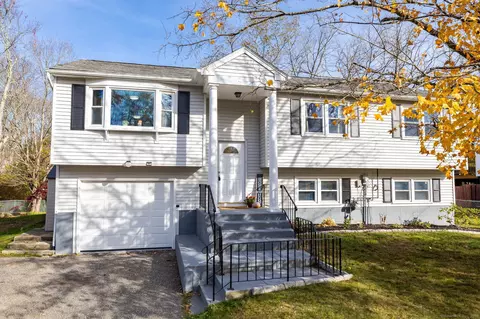 100 Nutmeg Dr, Torrington, CT 06790