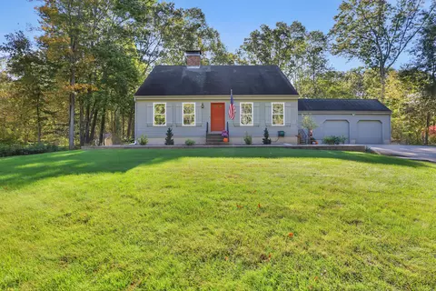 67 Pickerel Lake Rd, Colchester, CT 06415