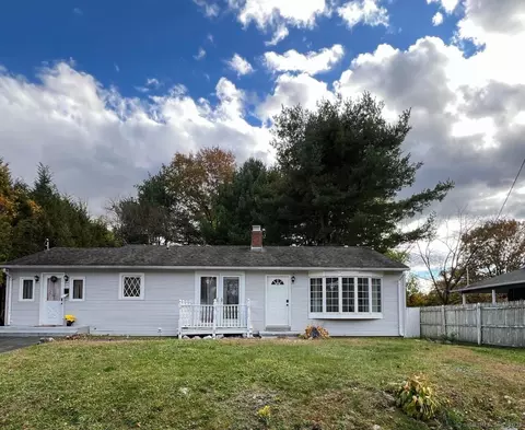 77 Madison St, East Hartford, CT 06118
