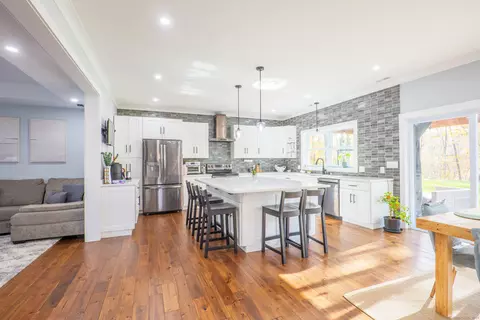 Kitchen - 2 Evet Dr, New Fairfield, CT 06812 photo 1 of 4