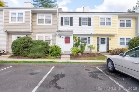 81 Park Ave #605, Danbury, CT 06810