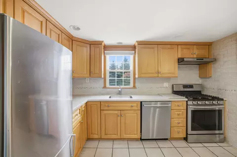 Kitchen - 63 Ferris Ave, Norwalk, CT 06854 photo 1 of 2