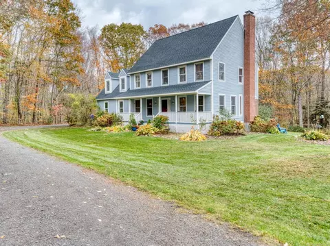 14 Daly Rd, East Hampton, CT 06424