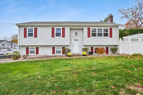 36 Douglass Rd, Bristol, CT 06010