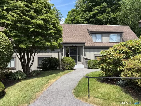 73 Heritage Vlg #C, Southbury, CT 06488
