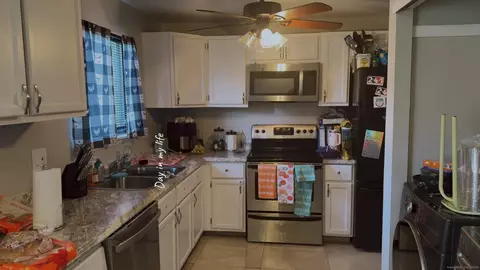 Kitchen - 268 High Path Rd #268, Windsor, CT 06095 photo 1 of 1