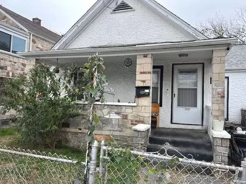 355 Chamberlain Ave, Bridgeport, CT 06606