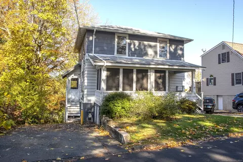 47 Meiklem St, Bristol, CT 06010