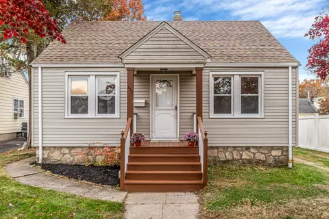 539 Old Town Rd, Bridgeport, CT 06606