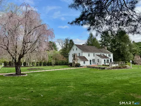 55 Good Hill Rd, Woodbury, CT 06798