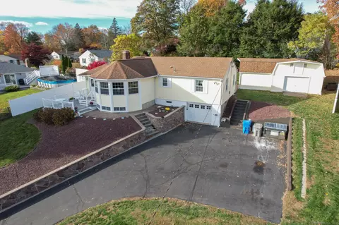 73 Rosemary Ln, Bristol, CT 06010