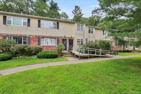 3 Georgetown Dr #H, Enfield, CT 06082