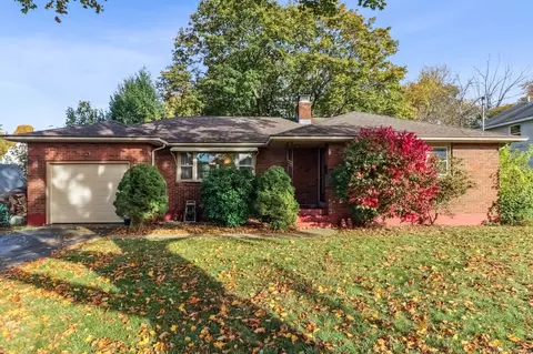 74 Grimes Rd, Rocky Hill, CT 06067