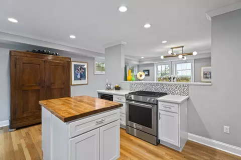 Kitchen - 3 Arrowhead Rd, Madison, CT 06443 photo 4 of 5