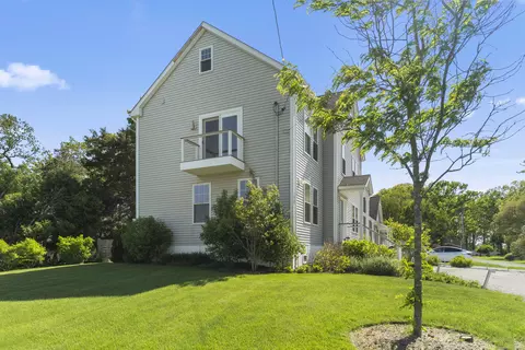 Exterior - 3 Arrowhead Rd, Madison, CT 06443 photo 6 of 7