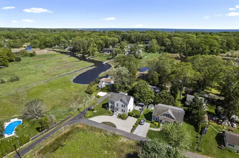 View/Area - 3 Arrowhead Rd, Madison, CT 06443 photo 5 of 6