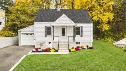 43 Coppola Ter, Derby, CT 06418