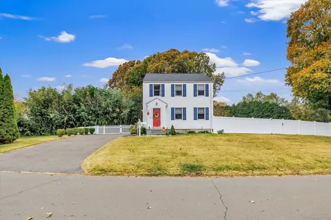 216 Ridge Rd, Stratford, CT 06614