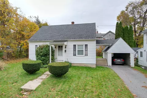 32 Charles St, Winchester, CT 06098