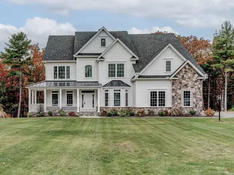 97 Crosby Rd, Glastonbury, CT 06033