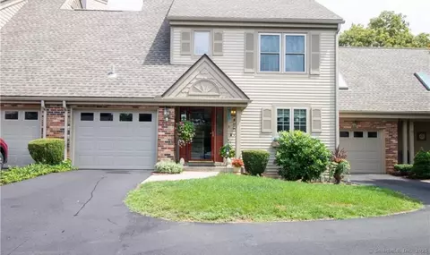 31 Benedict Xing, Norwich, CT 06360