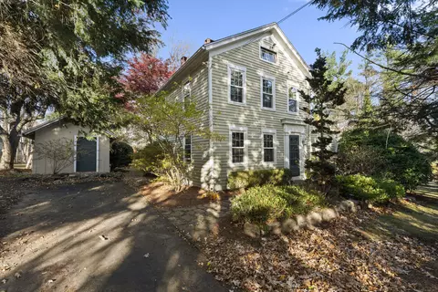 353 W Todd St, Hamden, CT 06518