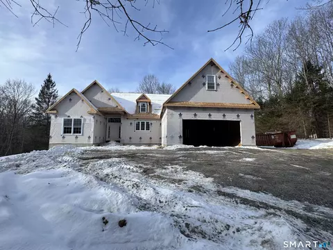 175 Ramstein Rd, New Hartford, CT 06057