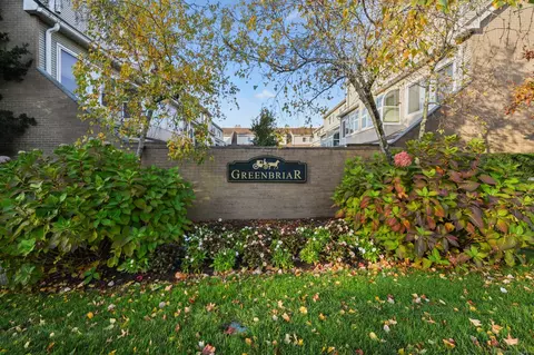 1900 Summer St #13, Stamford, CT 06905