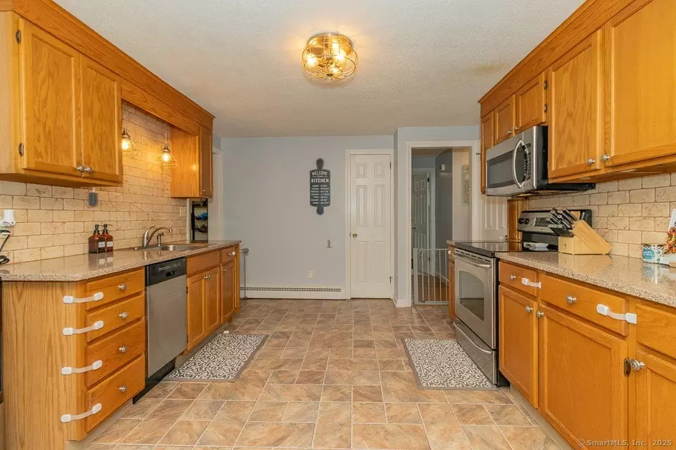 Other - 37 Two Stone Dr, Wethersfield, CT 06109 photo 5 of 11