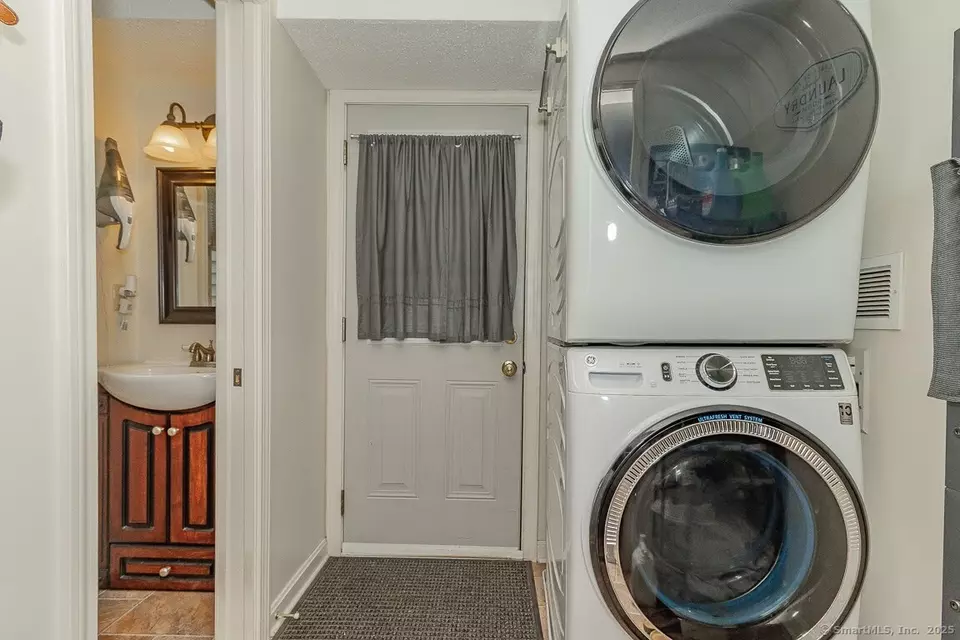 Other - 37 Two Stone Dr, Wethersfield, CT 06109 photo 7 of 11