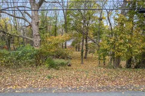 37 Katherine Ave, Killingly, CT 06239 photo 2