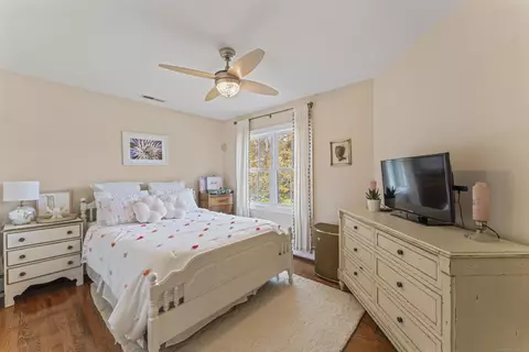 Bedroom - 40 Great Ring Rd, Sandy Hook, CT 06482 photo 2 of 4