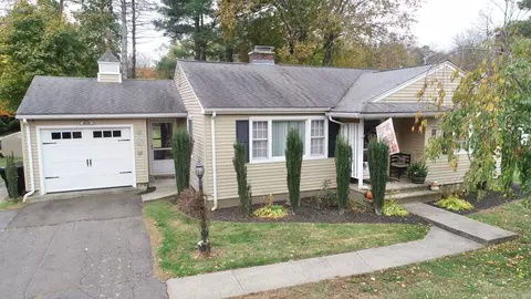 97 Baldwin Ave, Meriden, CT 06450