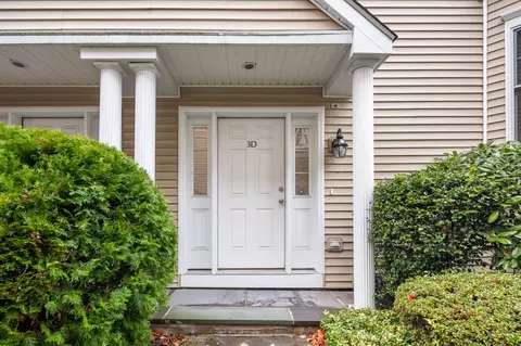 160 Glenbrook Rd #3D, Stamford, CT 06902