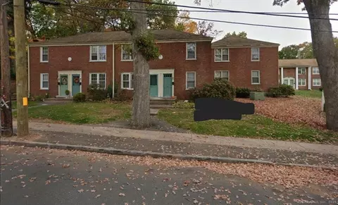 25 Forest St #B, Manchester, CT 06040