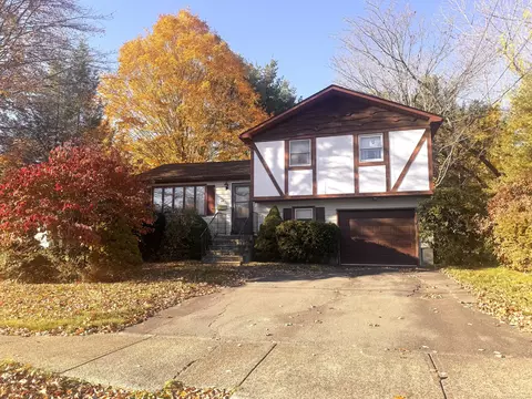 48 Boivin St, Bristol, CT 06010
