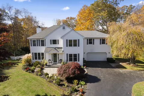 89 Beckwith Hill Dr, Salem, CT 06420